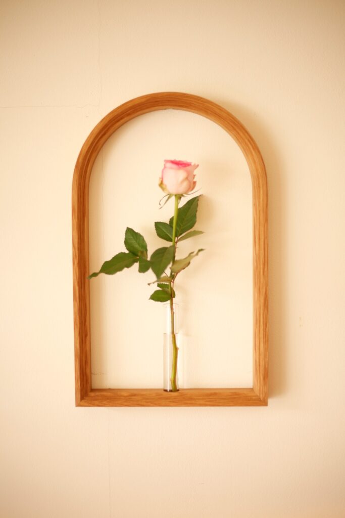 Frame flower vase R150